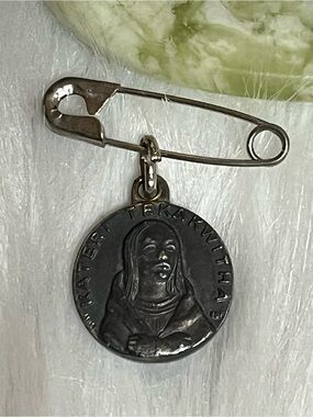 Saint Kateri Tekakwitha Relic Pin